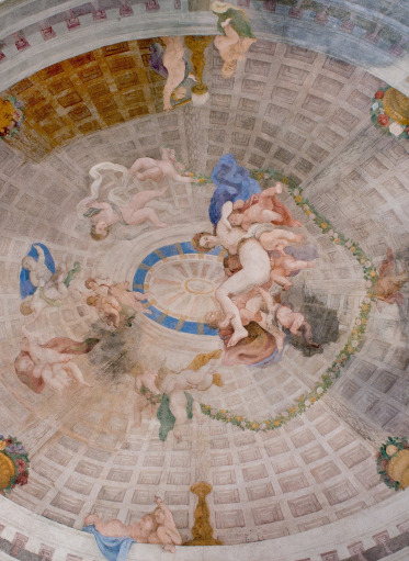 The photo shows the frescoes inside the dome in the Palace. It is an illusionist painting with antique motifs.