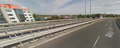 Współczesne zdjęcie. Przedstawia Aleję Jana III Sobieskiego we Wrocławiu. 