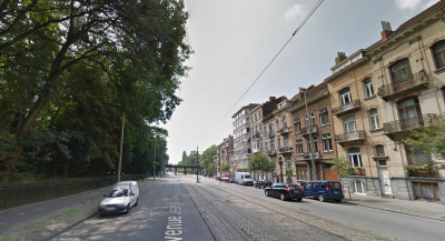 Współczesne zdjęcie. Przedstawia Avenue Jean Sobieski. Aleja Jana Sobieskiego w Brukseli powstała, by upamiętnić 250. rocznicę odsieczy wiedeńskiej. 