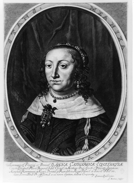 Portret kobiety w średnim wieku. Fryzura upięta w loki, zdobiona biżuterią. Na szyi korale, na białej ozdobie dekoltu upięta broszka z kamieniami. Jest to portret Anny Katarzyny Konstancji Wazówny - rycina Theodora Dircka Mathama. 