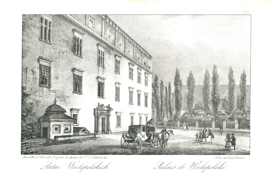 Rycina przedstawia Pałac Wielopolskich w Krakowie. Przed pałacem dorożka i spacerujący ludzie. W tle ogrodzenie wraz z drzewami. Pod grafiką napis: Pałac Wielkopolskich. Jest to rycina Jana Nepomucena Głowackiego.